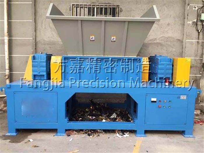 廢舊衣服布料撕碎機