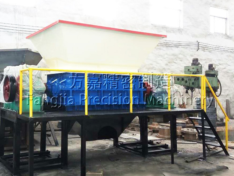 刨花撕碎機(jī)