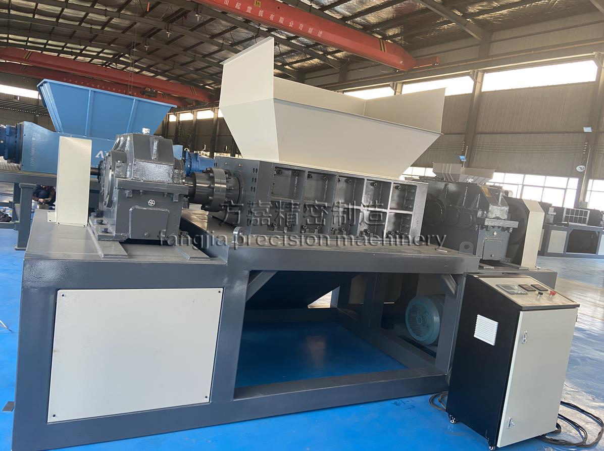 生活垃圾撕碎機(jī)