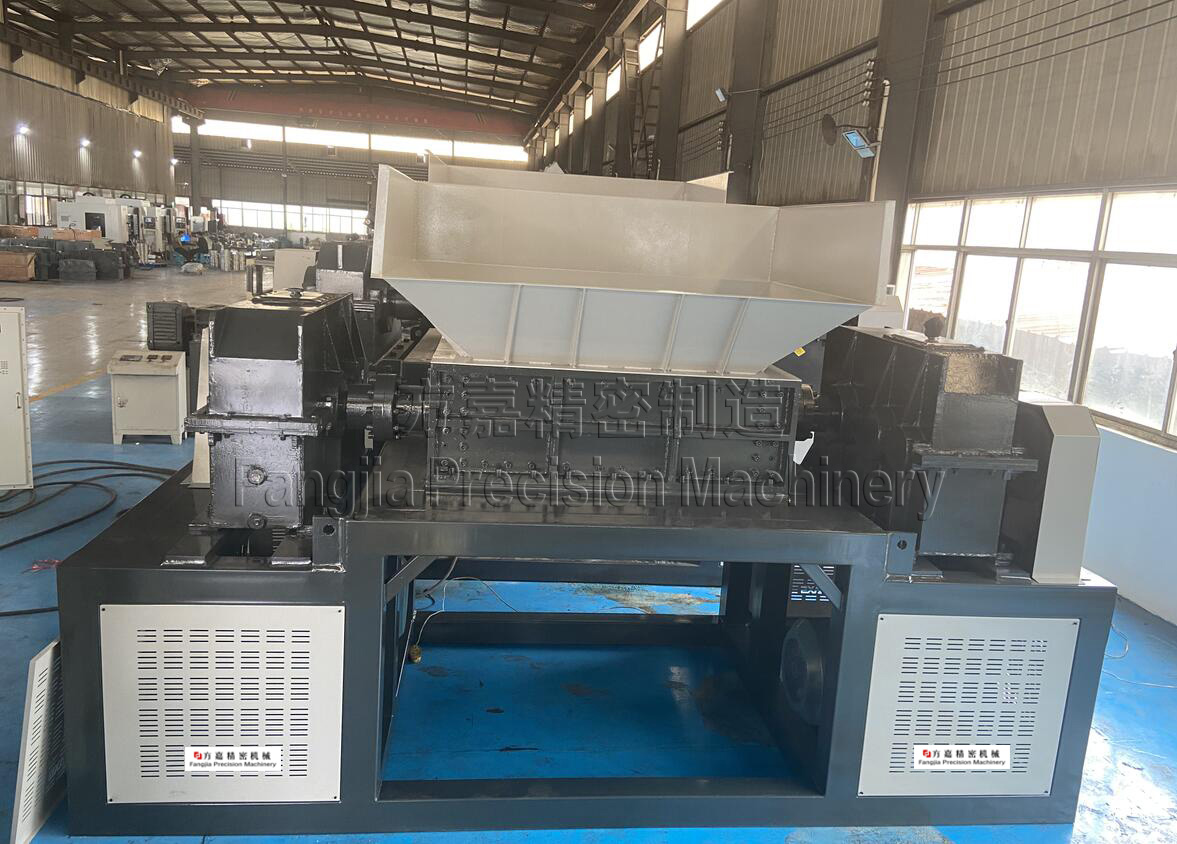 塑料撕碎機(jī)